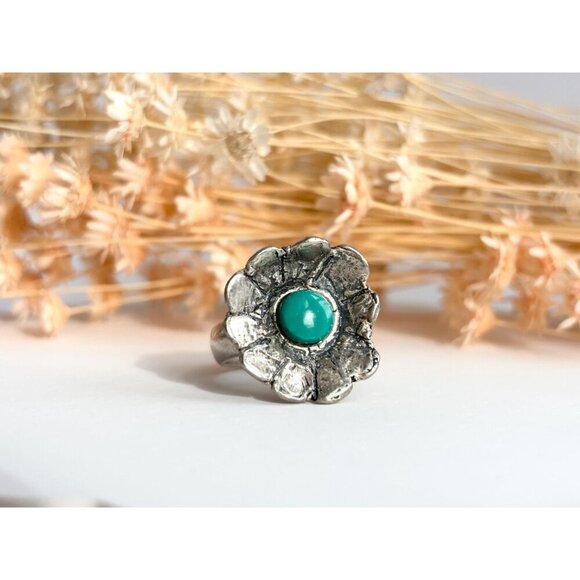 Sleeping Beauty Turquoise Petaled Sterling Floral Southwest Vintage Ring - sz 5 - Picture 9 of 10